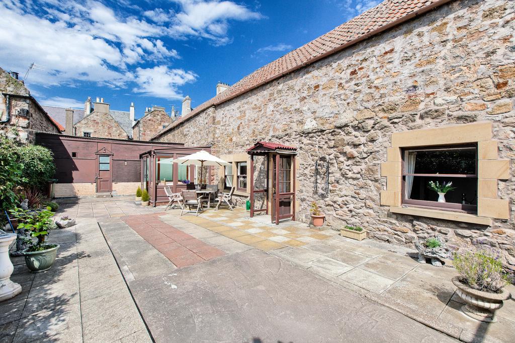 Painters Cottage Haddington Room photo